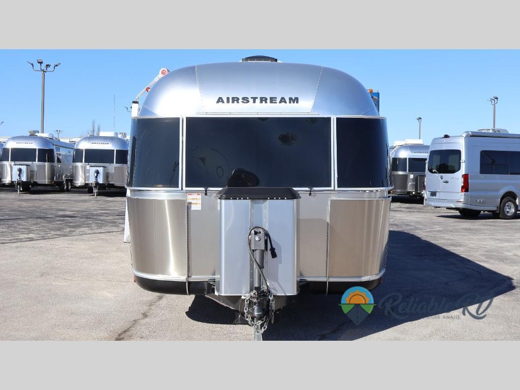 2018 Airstream Classic 30RB in springfield MO