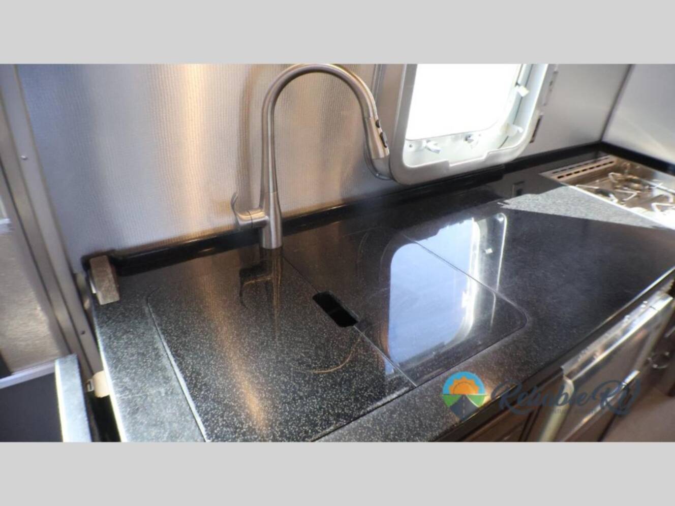 A photo of this 2018 Airstream Classic 30RB