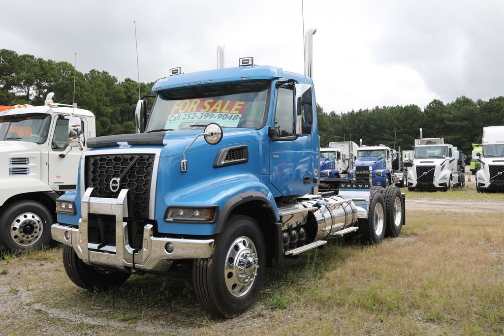 2025 VOLVO VHD in Colfax, NC