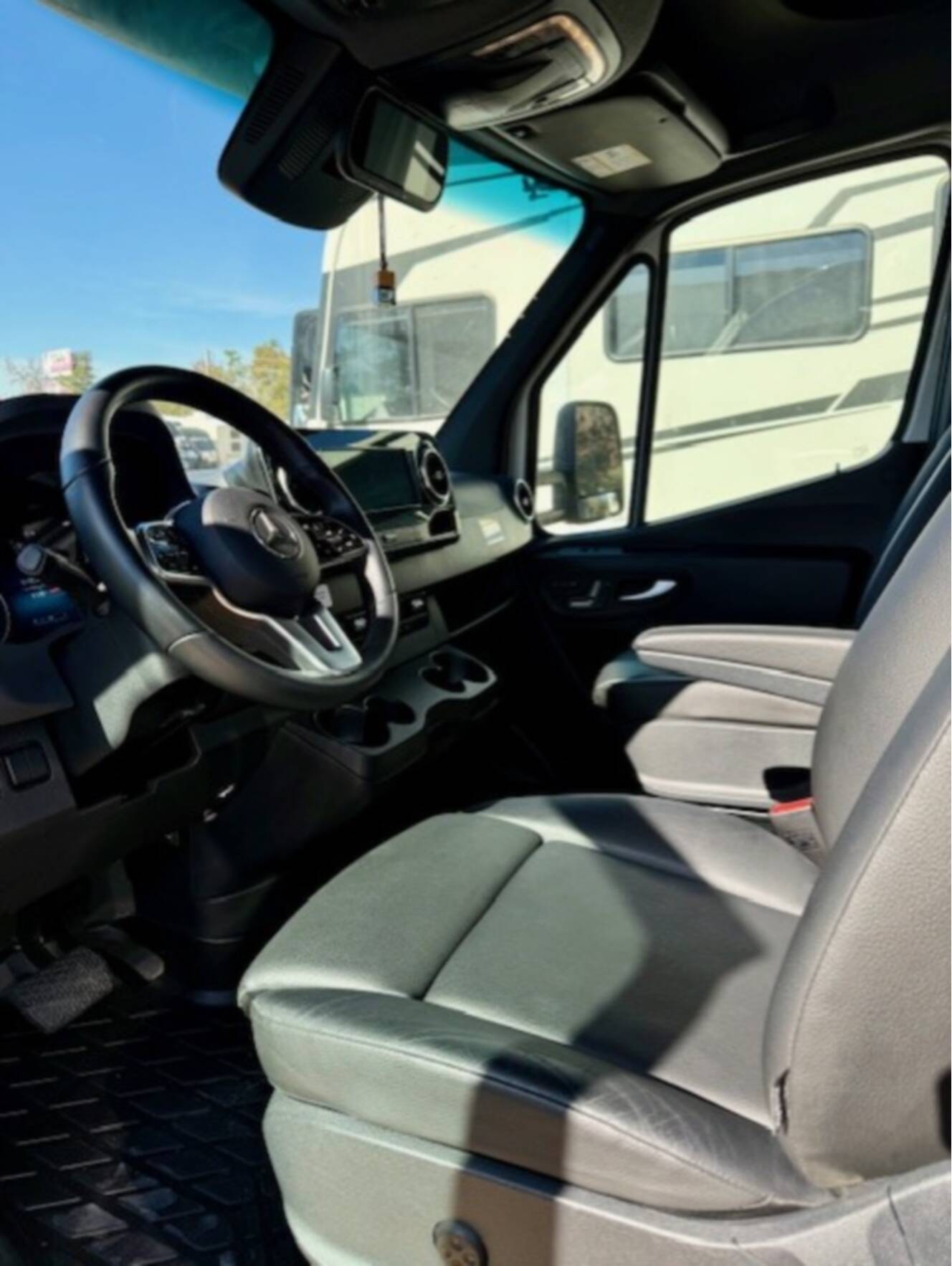 A photo of this 2023 Jayco MELBOURNE PRESTIGE 24RP