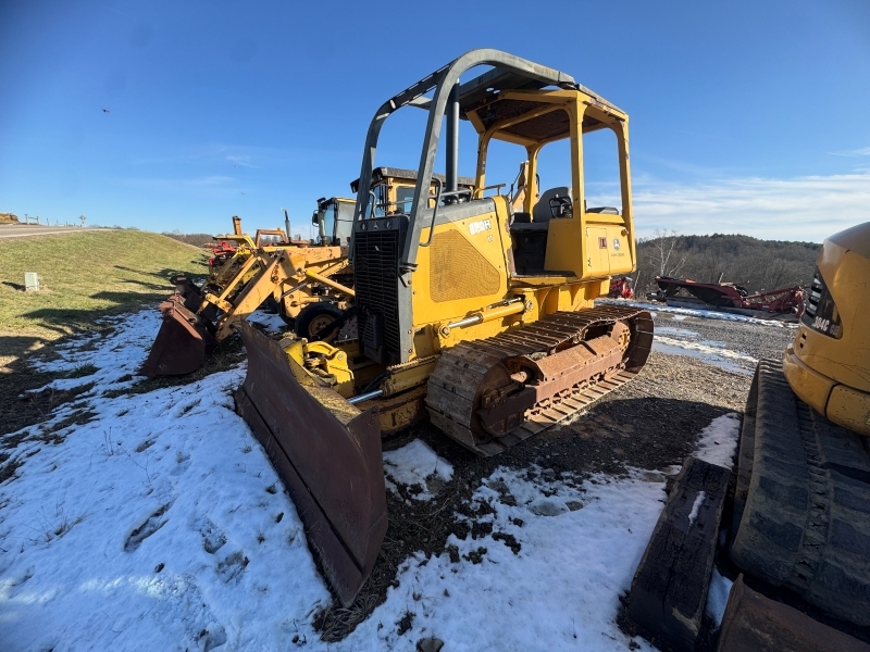 2004 JOHN DEERE 550HLT in Lewisville, OH