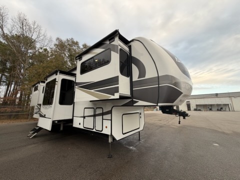 2023 Alliance Rv Paradigm 385FL in dothan AL