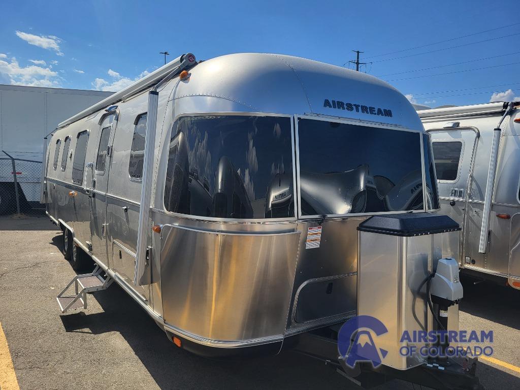 2019 Airstream Classic 33FB Twin in denver CO