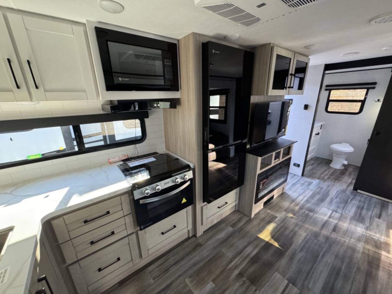 A photo of this 2026 Open Range Rv Range Lite 250RBL