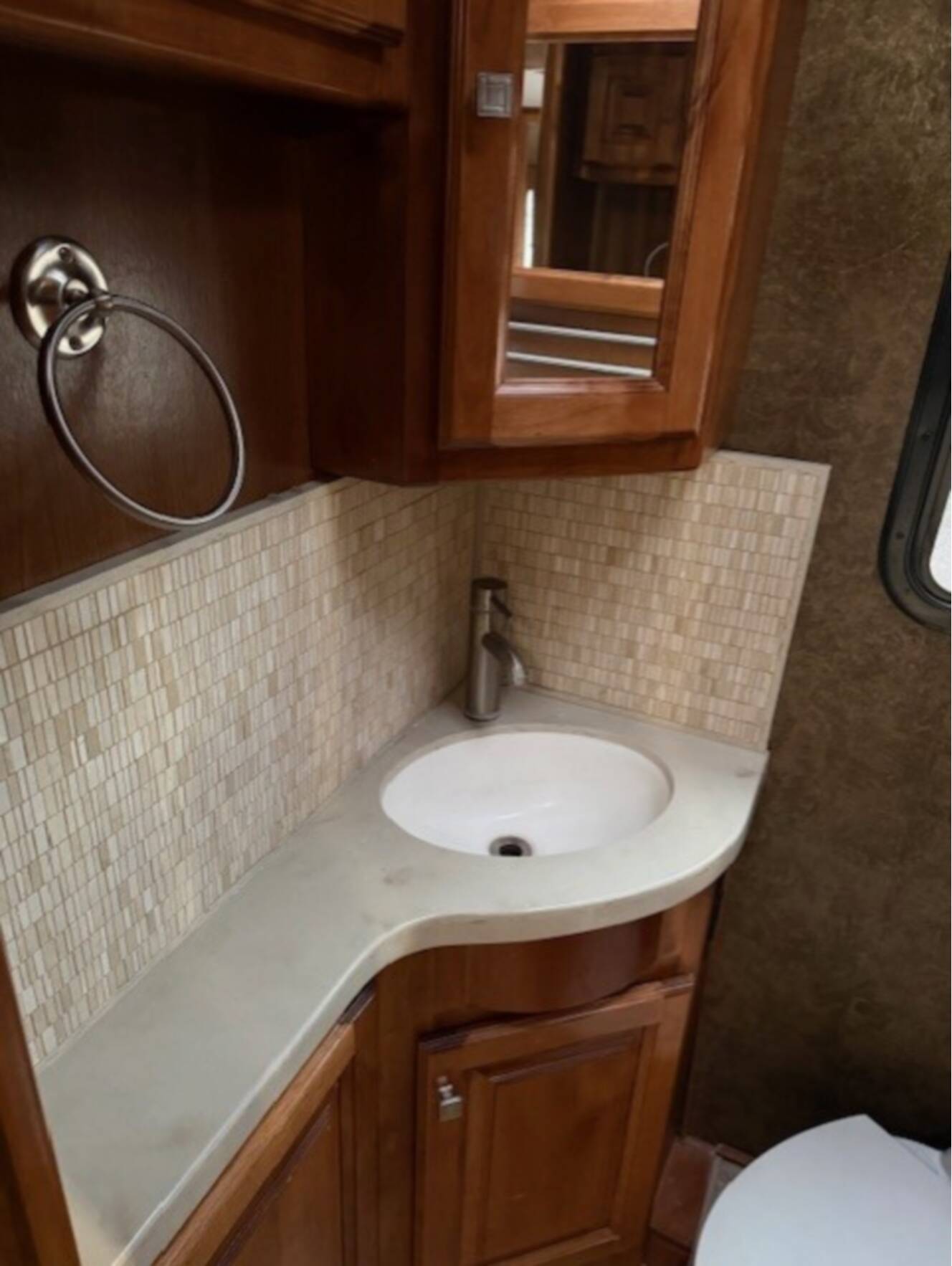 A photo of this 2015 Tiffin Motorhomes ALLEGRO