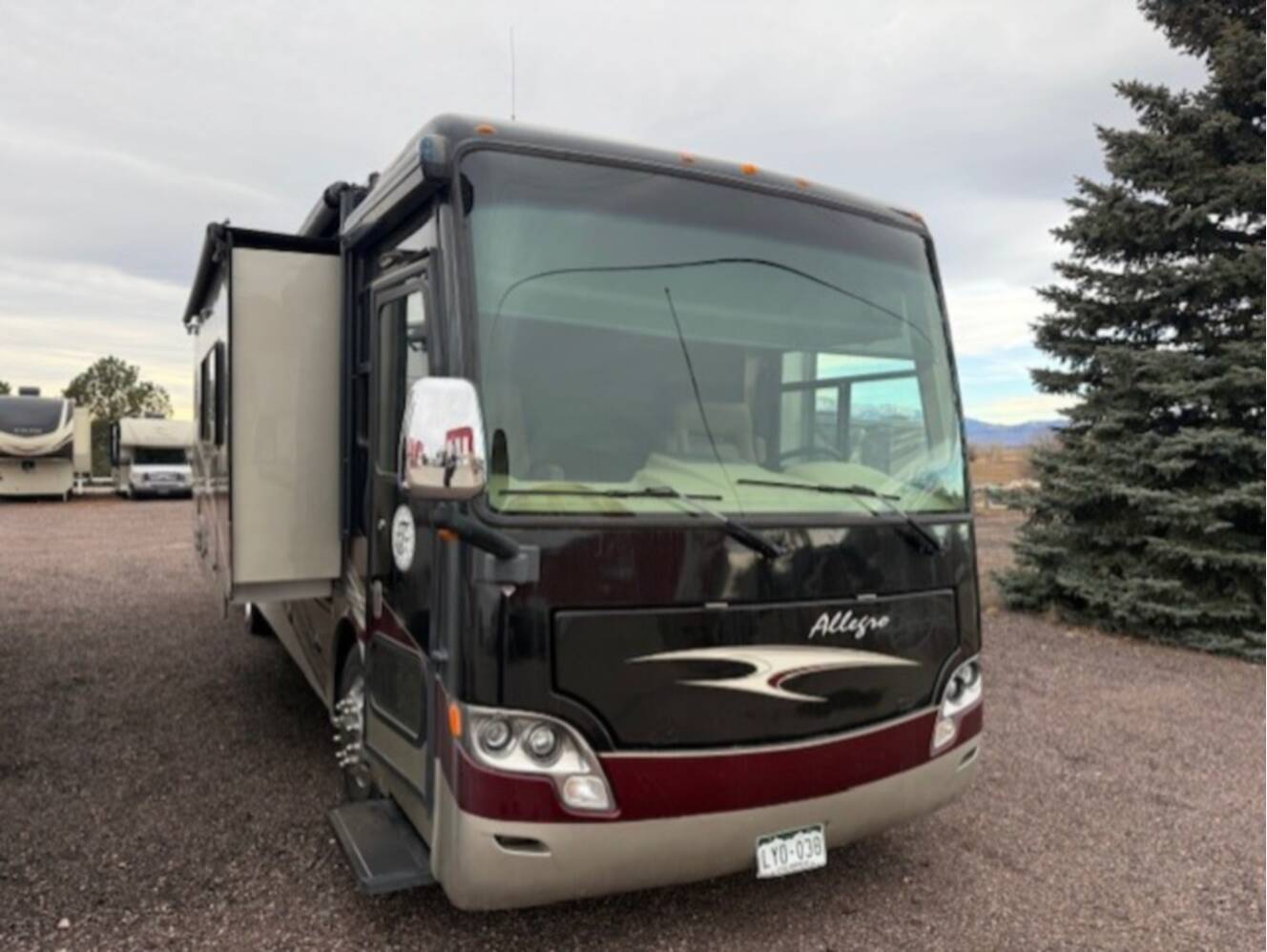 A photo of this 2015 Tiffin Motorhomes ALLEGRO
