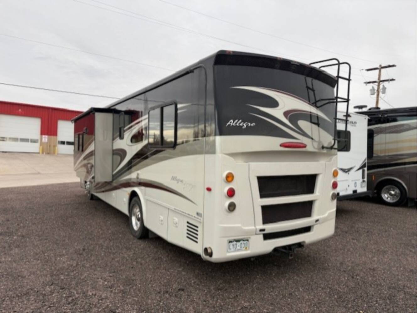 A photo of this 2015 Tiffin Motorhomes ALLEGRO