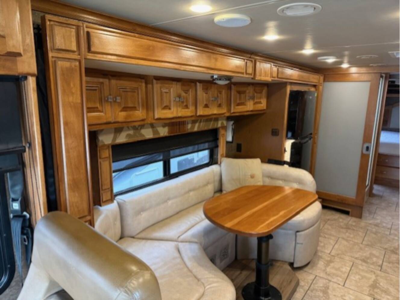 A photo of this 2015 Tiffin Motorhomes ALLEGRO