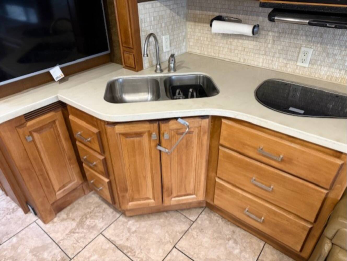 A photo of this 2015 Tiffin Motorhomes ALLEGRO