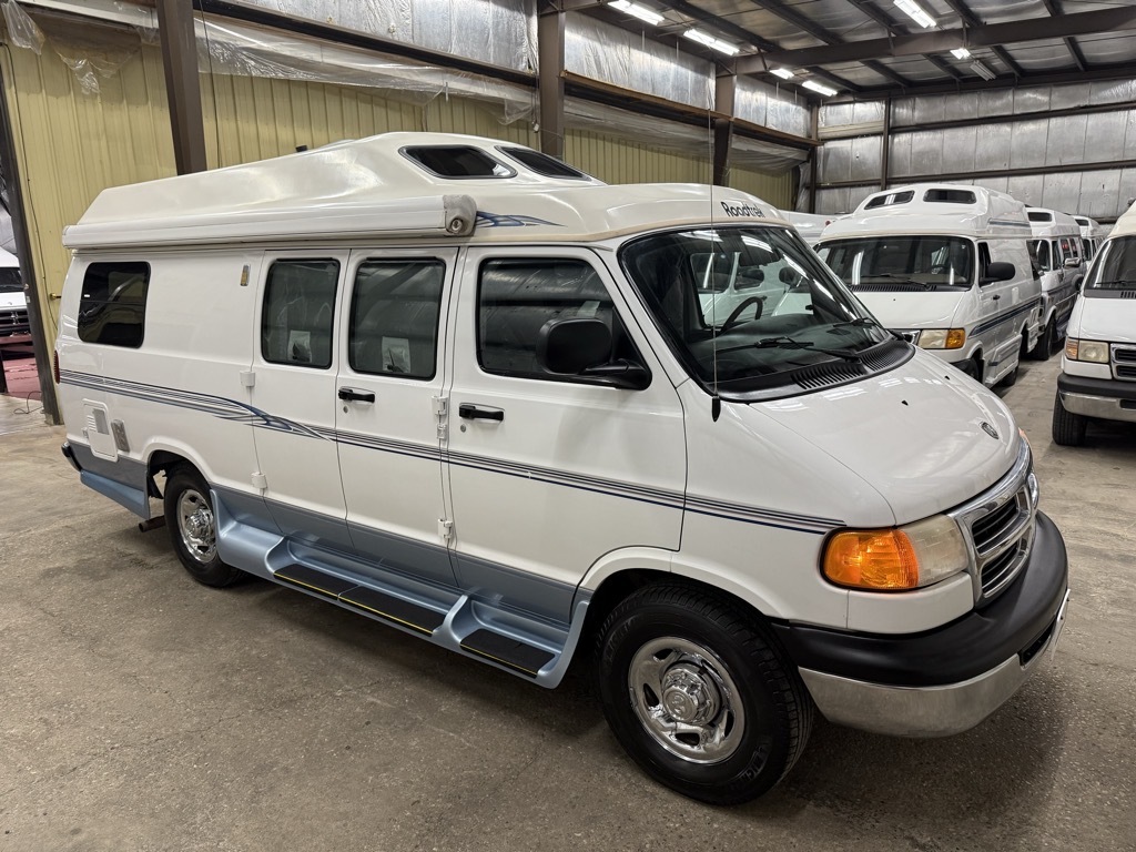 2002 Roadtrek 190 Versatile in waukegan IL