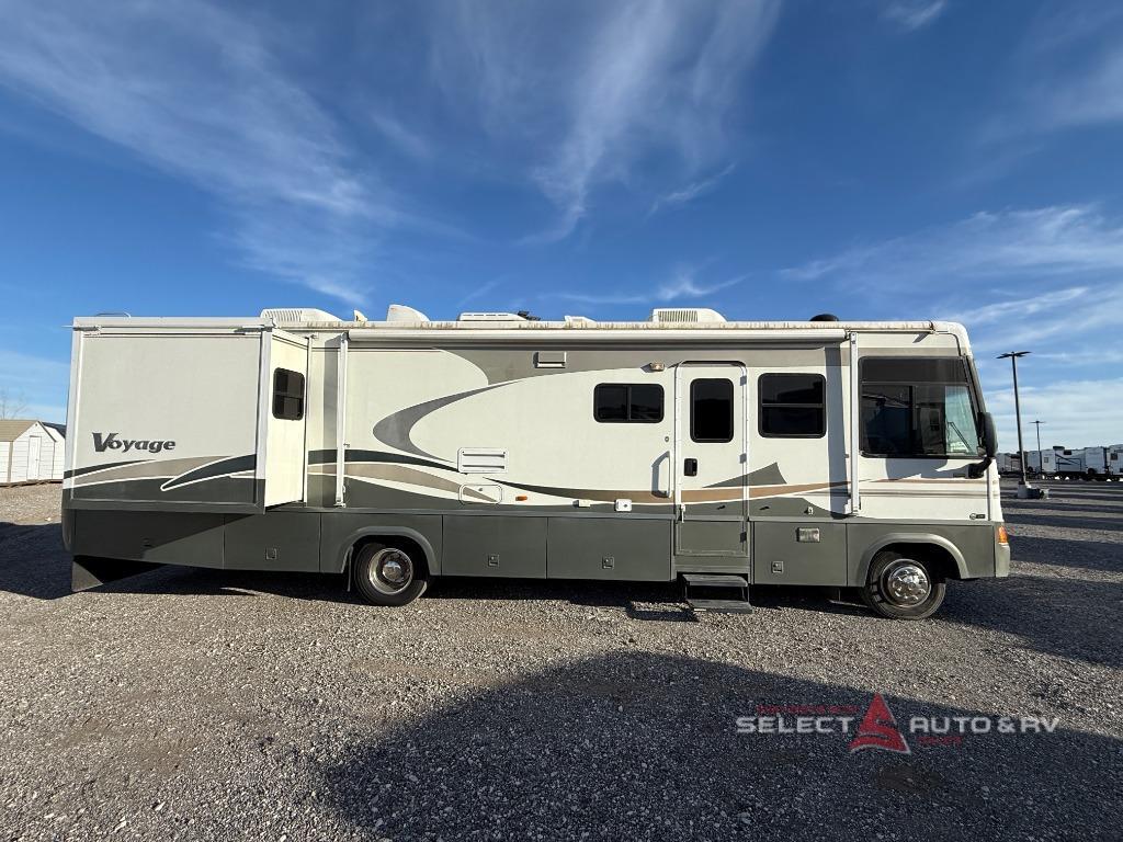 2005 Winnebago Voyager 35D in tulsa OK