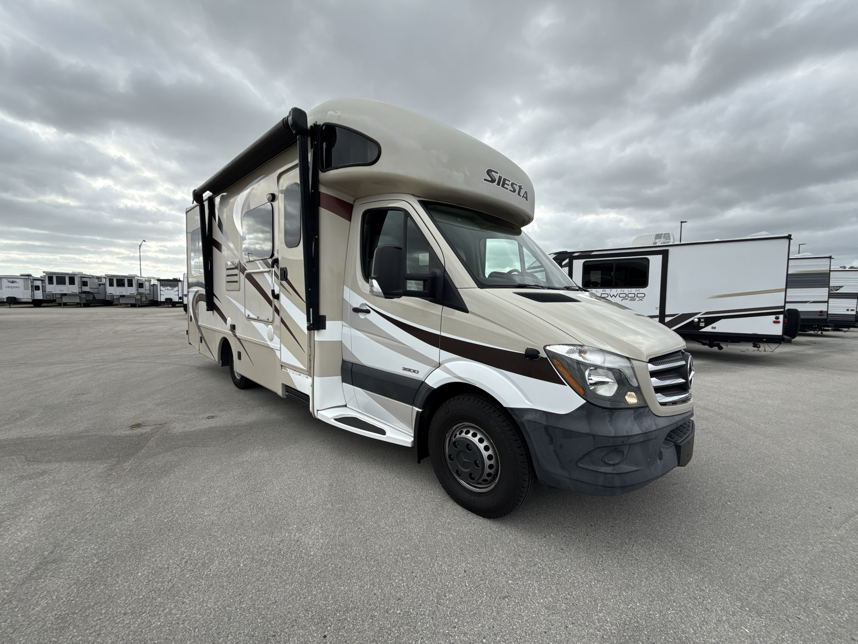 Thor Motor Coach Four Winds Siesta RVs For Sale near Lakeland, FL - RV ...