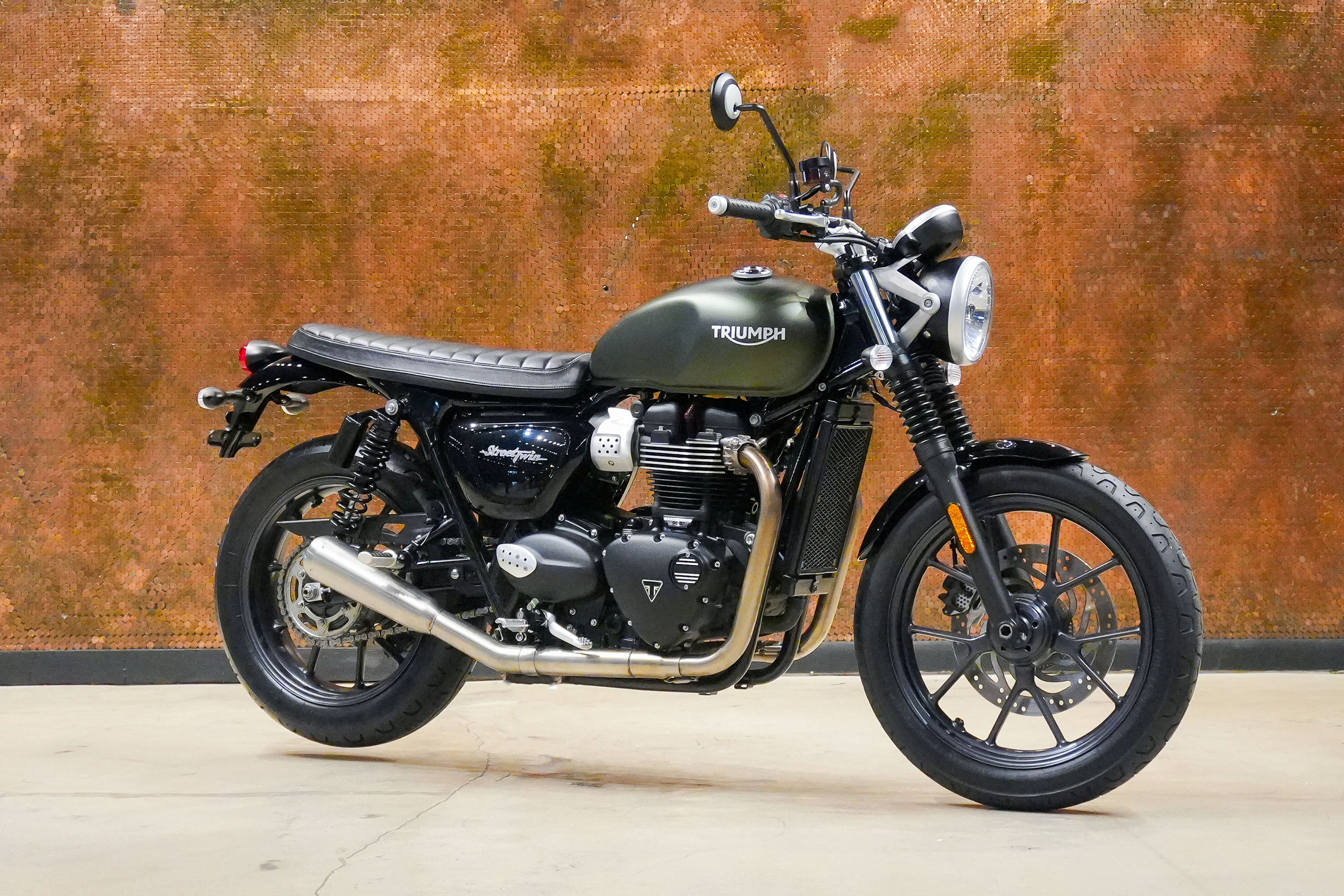 2018 Triumph STREET TWIN ABS ABS in Miami, FL