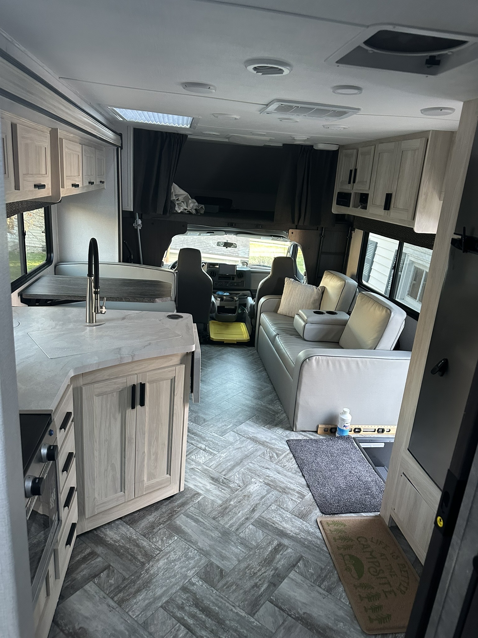 2022 Forest River SUNSEEKER CLASSIC 3050S in portage WI