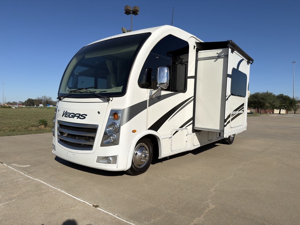 2022 Thor Motor Coach VEGAS 24 3 RV