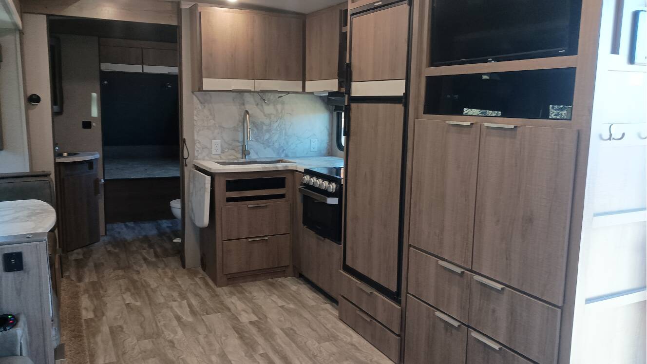 A photo of this 2021 Grand Design IMAGINE 2910BH