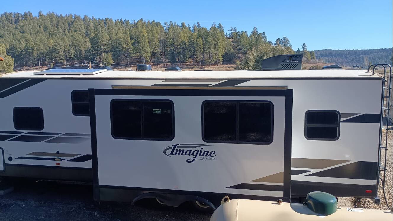 A photo of this 2021 Grand Design IMAGINE 2910BH