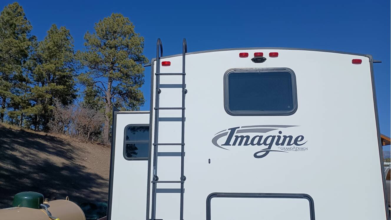A photo of this 2021 Grand Design IMAGINE 2910BH