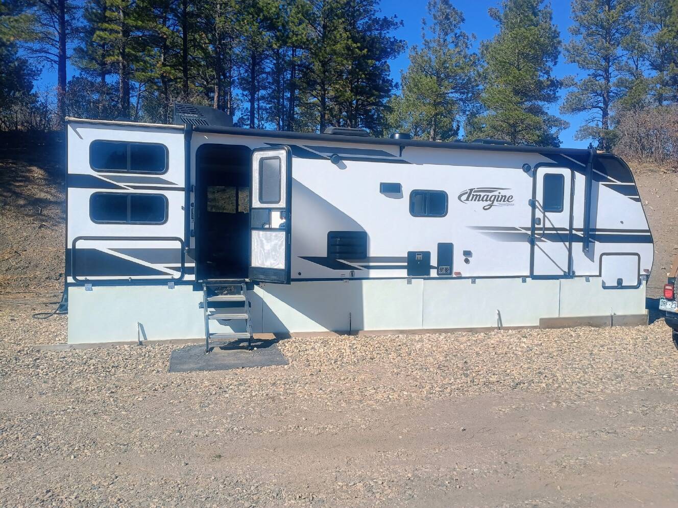 A photo of this 2021 Grand Design IMAGINE 2910BH