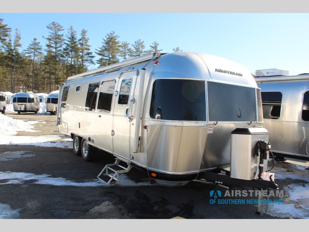 2026 Airstream Globetrotter 25FBQ in union CT
