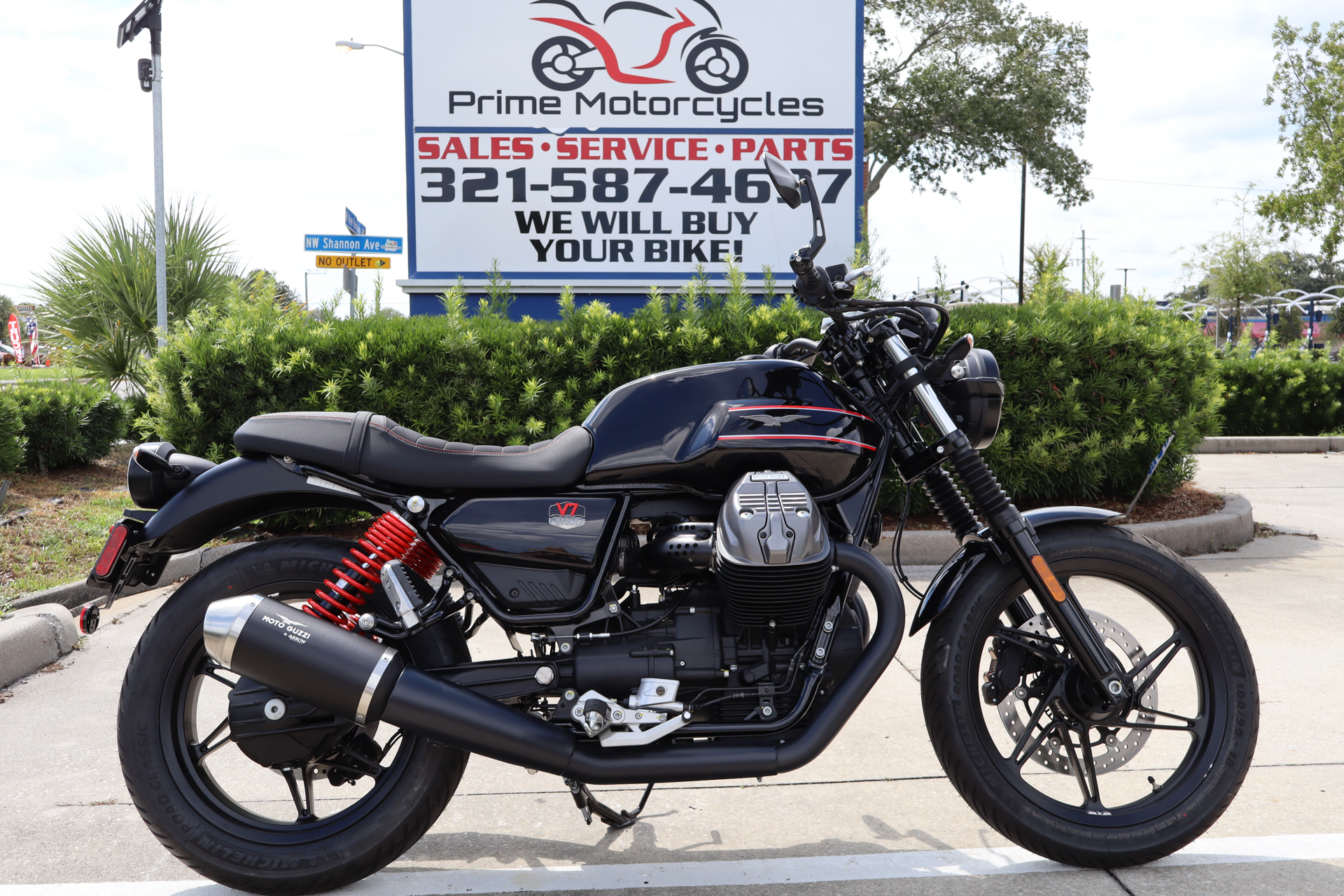 2023 Moto Guzzi V7 Special Edition SPECIAL in Melbourne, FL