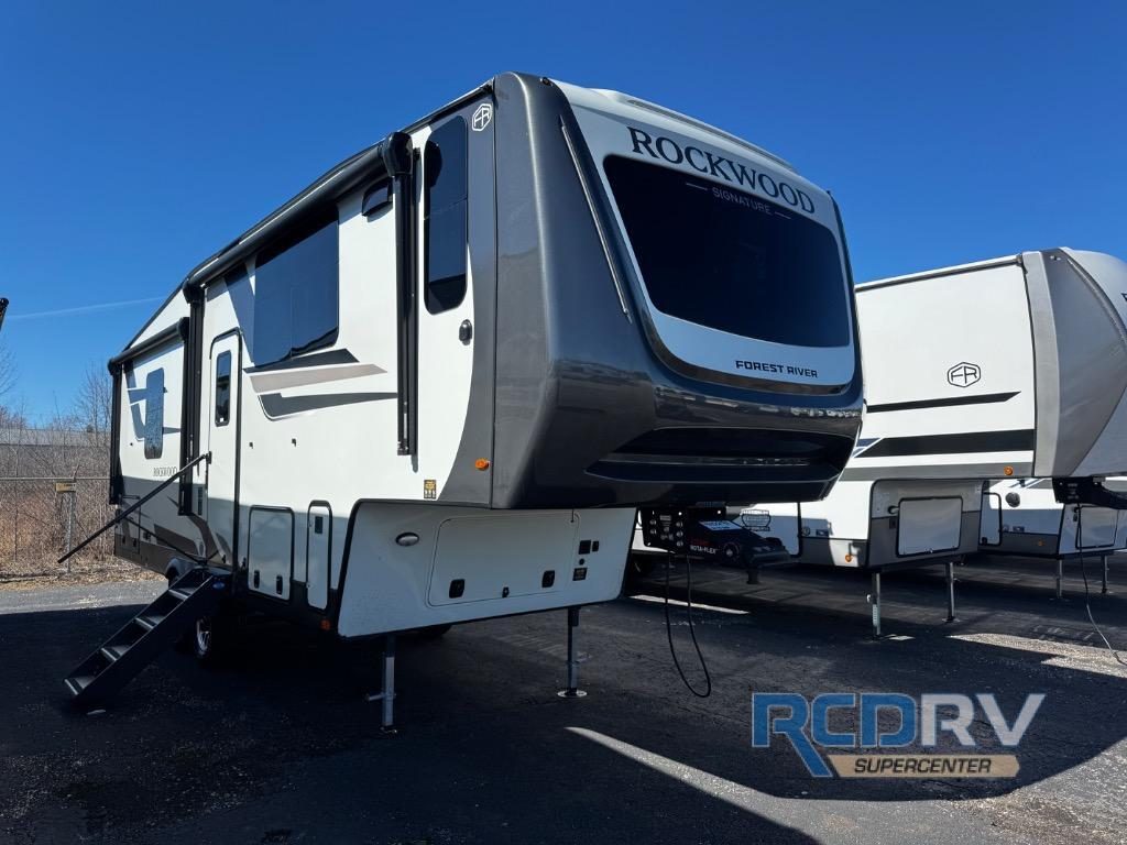 2026 Forest River Rv Rockwood Signature 290SFK in medina OH