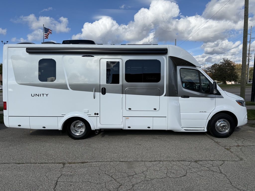 2026 Leisure Travel Unity U24MBL in holland MI