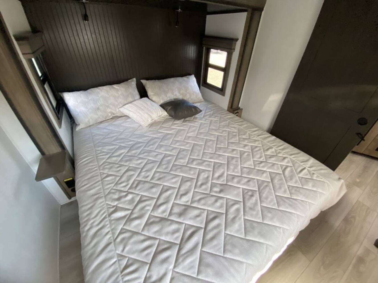 A photo of this 2025 Keystone Rv Montana 3901RK