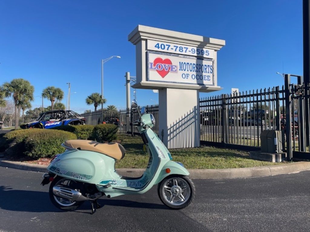 2025 Vespa Primavera 50 Batik 50 BATIK in Ocoee, FL