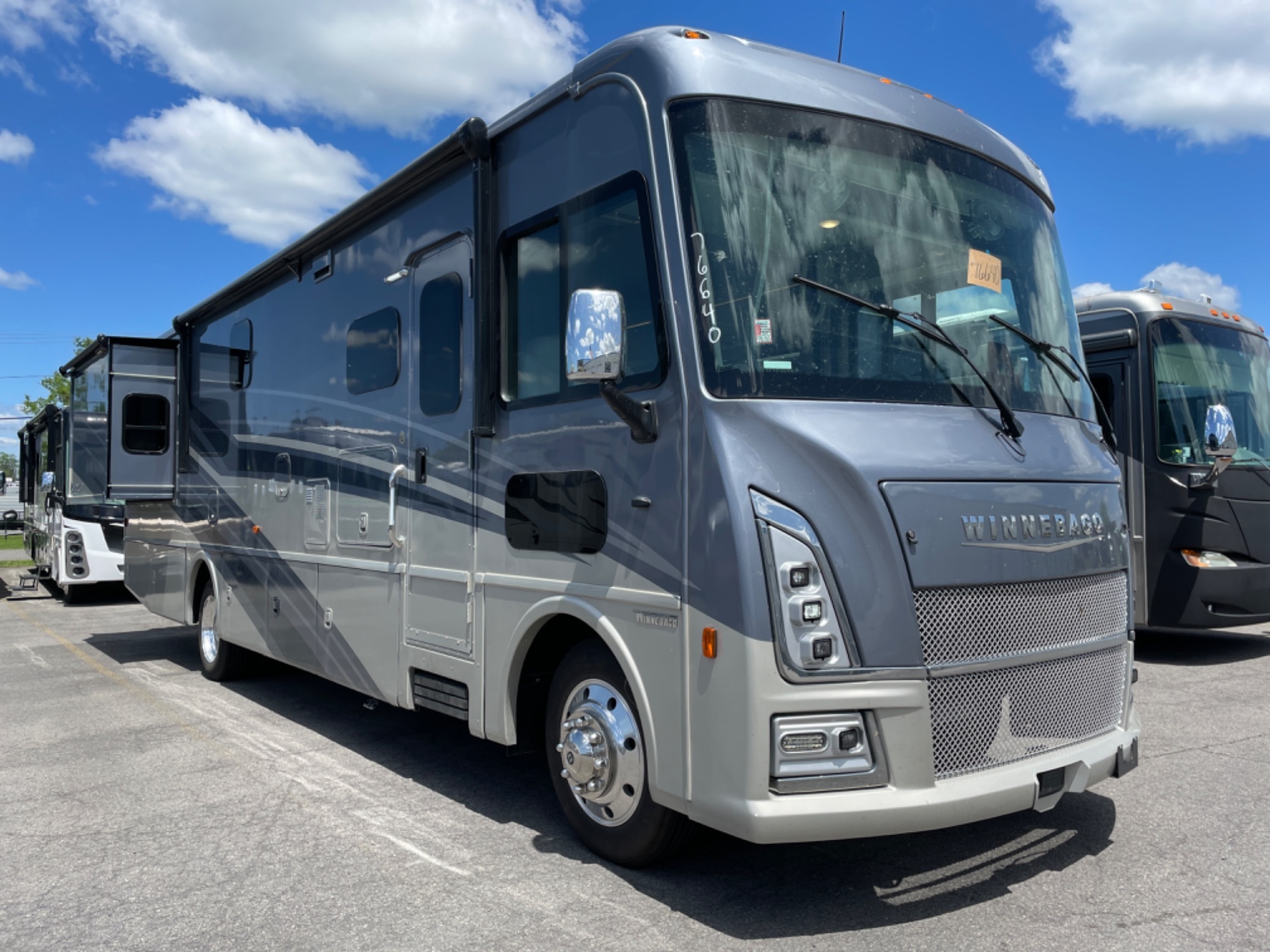 New 2025 Winnebago Adventurer 34W For Sale in Syracuse, NY - 5032445260 ...