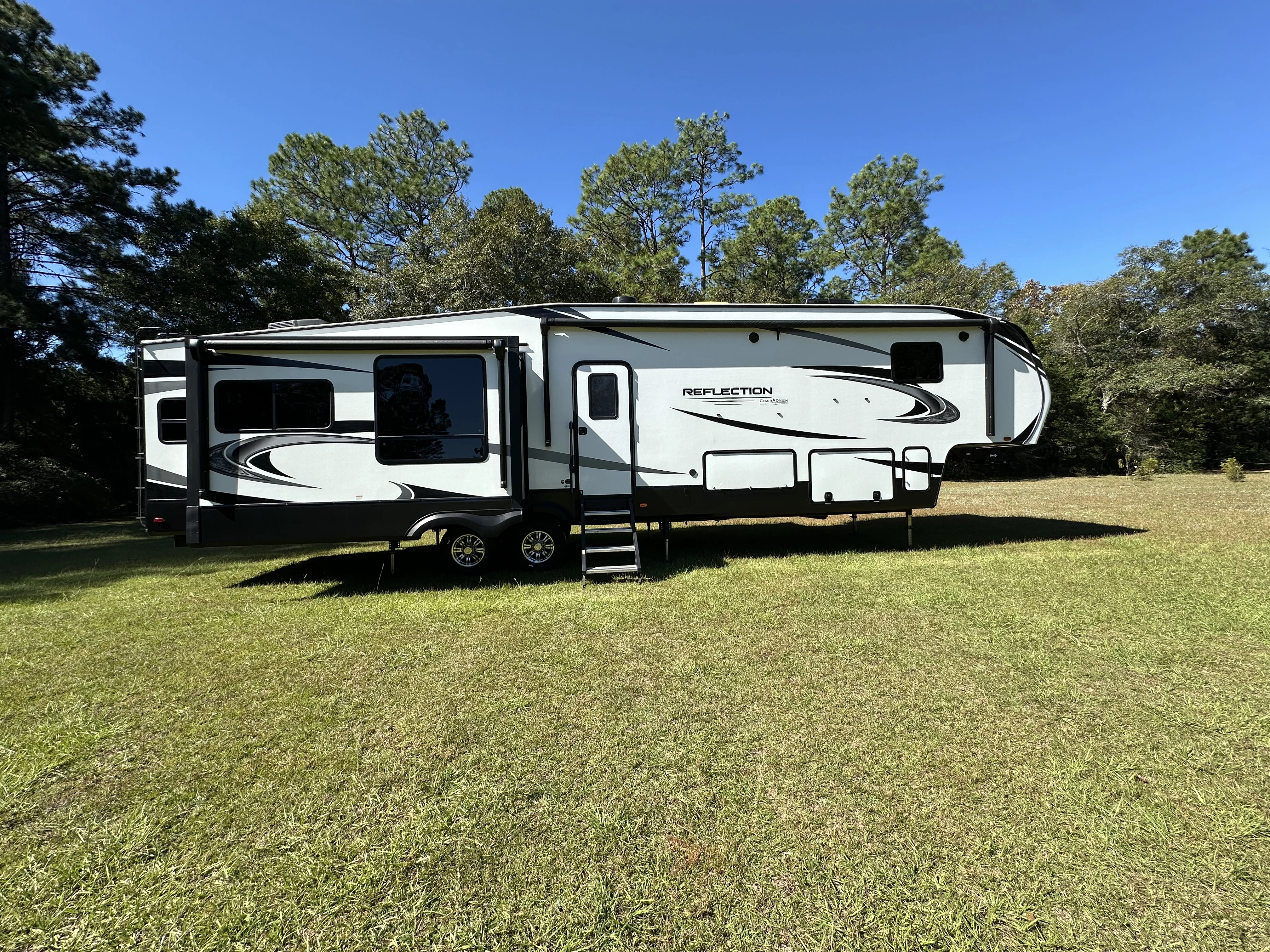 2020 Grand Design REFLECTION 367BHS RV