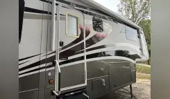 2014 DRV MOBILE SUITES 36RSSB3 RV