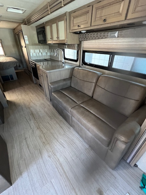 2020 Thor Motor Coach Windsport 29m RV