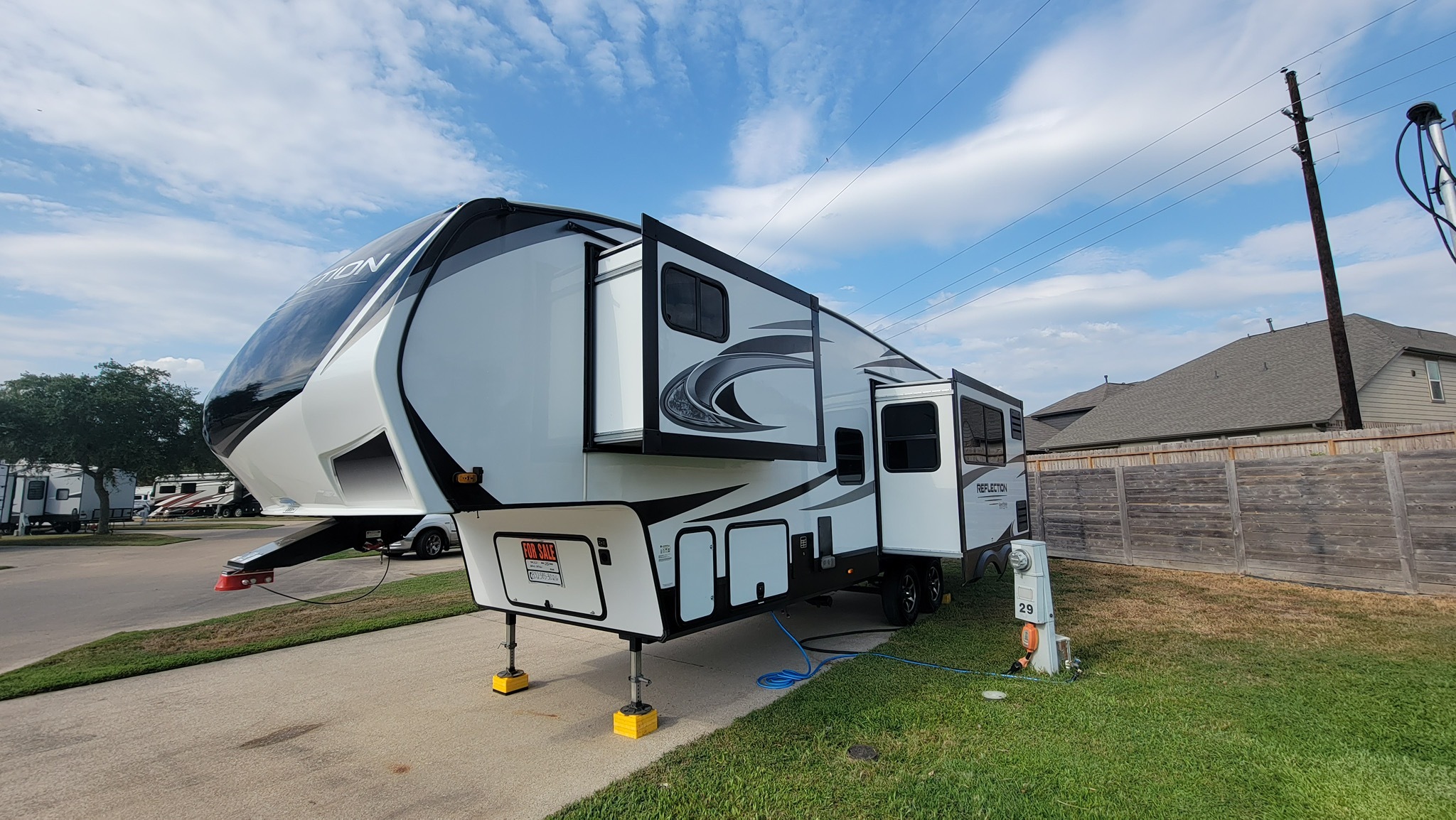 2021 Grand Design REFLECTION 28BH in conroe TX