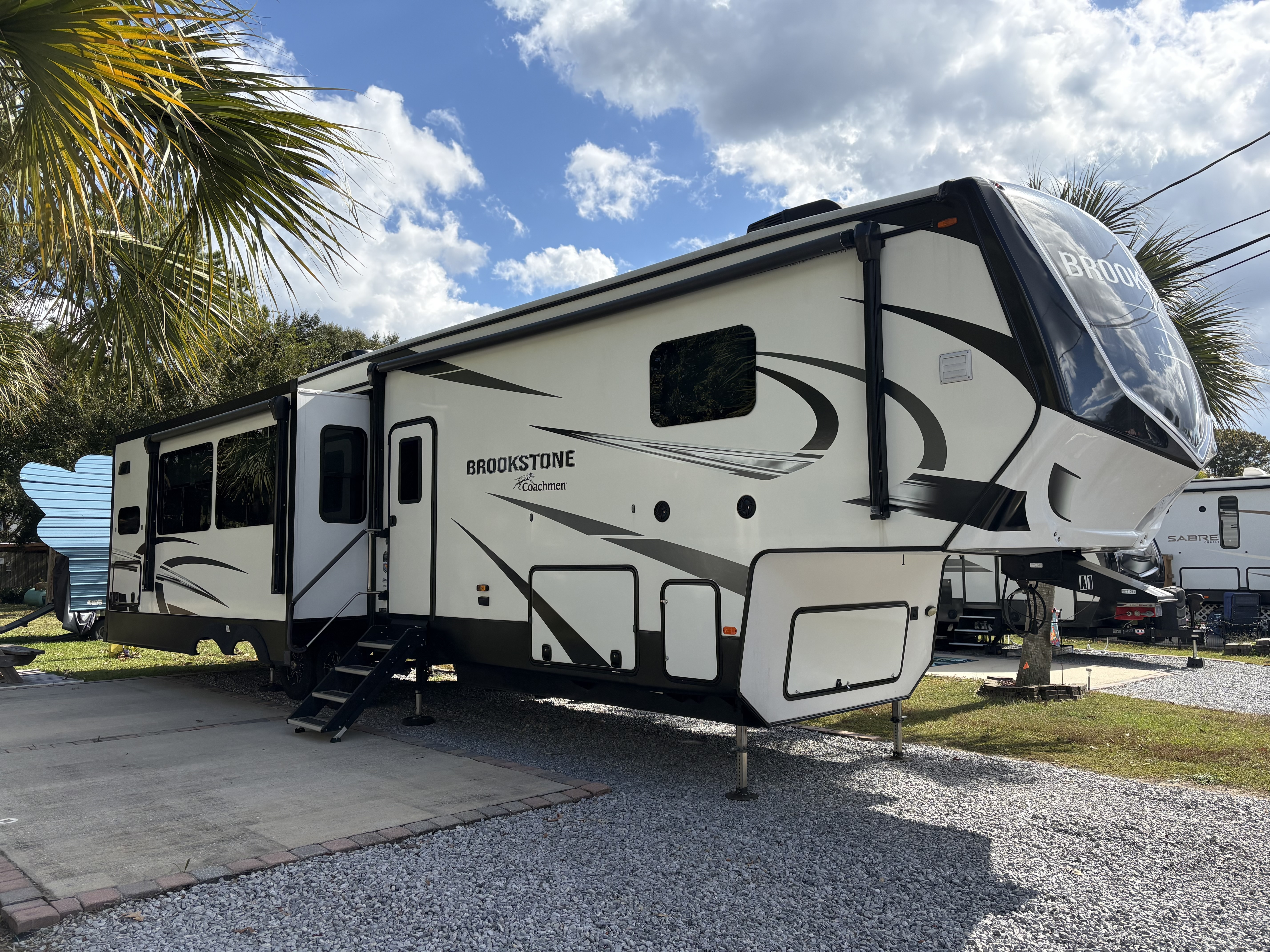 2022 Coachmen BROOKSTONE 374RK RV