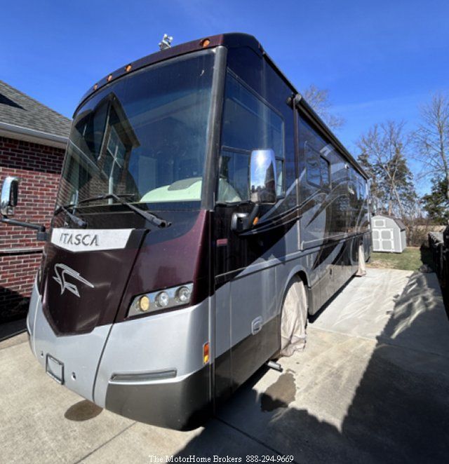 2013 Winnebago ITASCA MERIDIAN 34B Class A Diesel Motorhome - Diesel Pusher RV