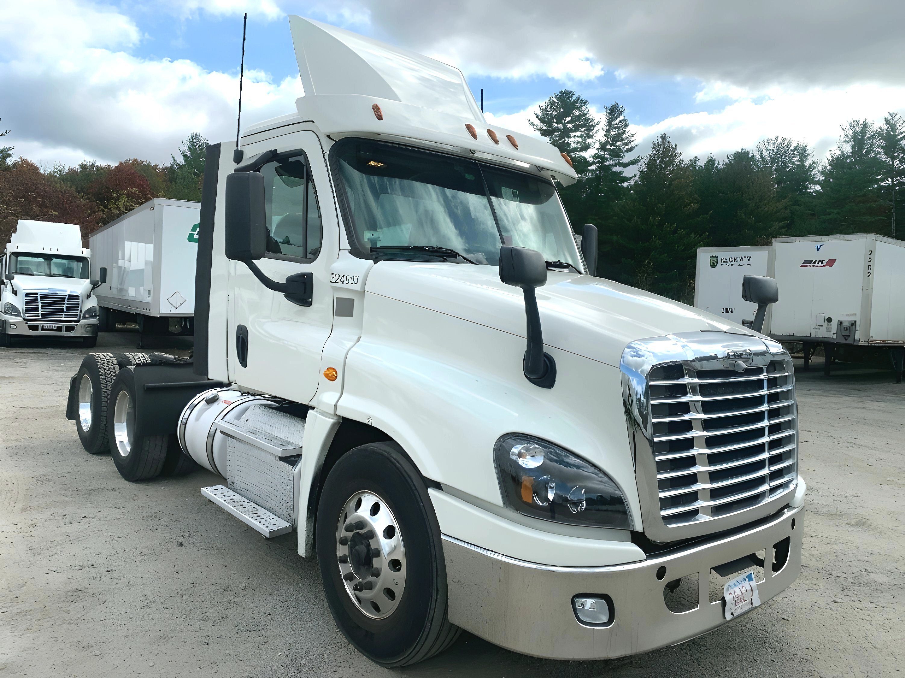 2019 FREIGHTLINER CASCADIA 125 in Londonderry, NH