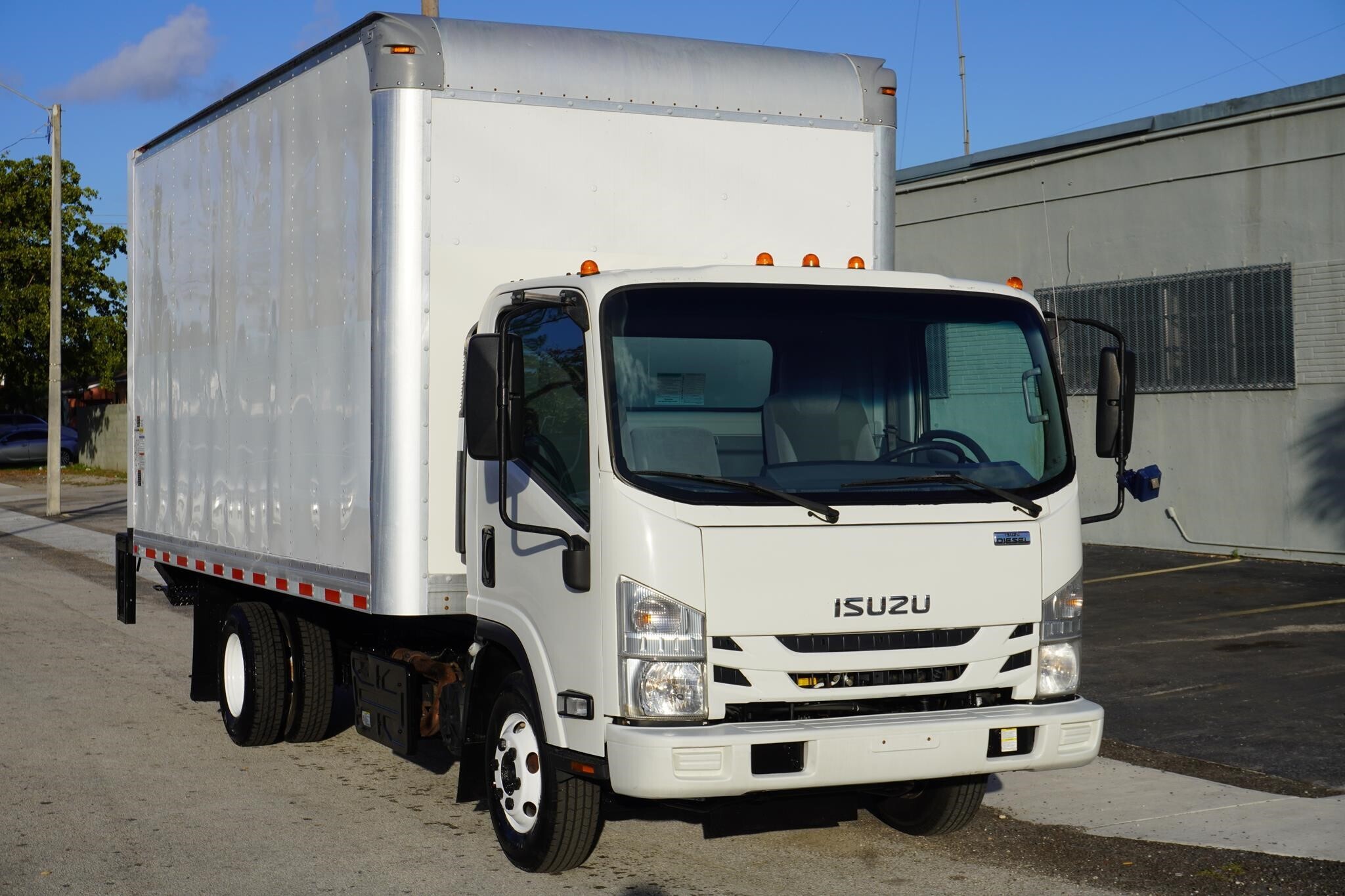 2018 ISUZU NRR in Hartford, CT