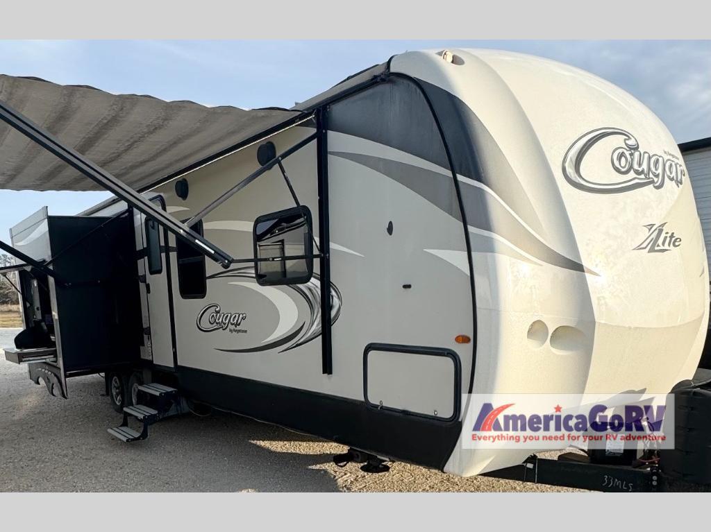 2017 Keystone Rv Cougar X-Lite 33MLS in comfort TX