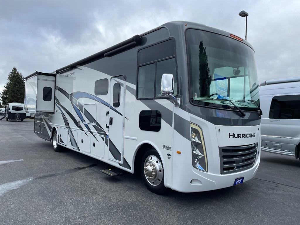 2023 Four Winds Rv Hurricane 35M RV