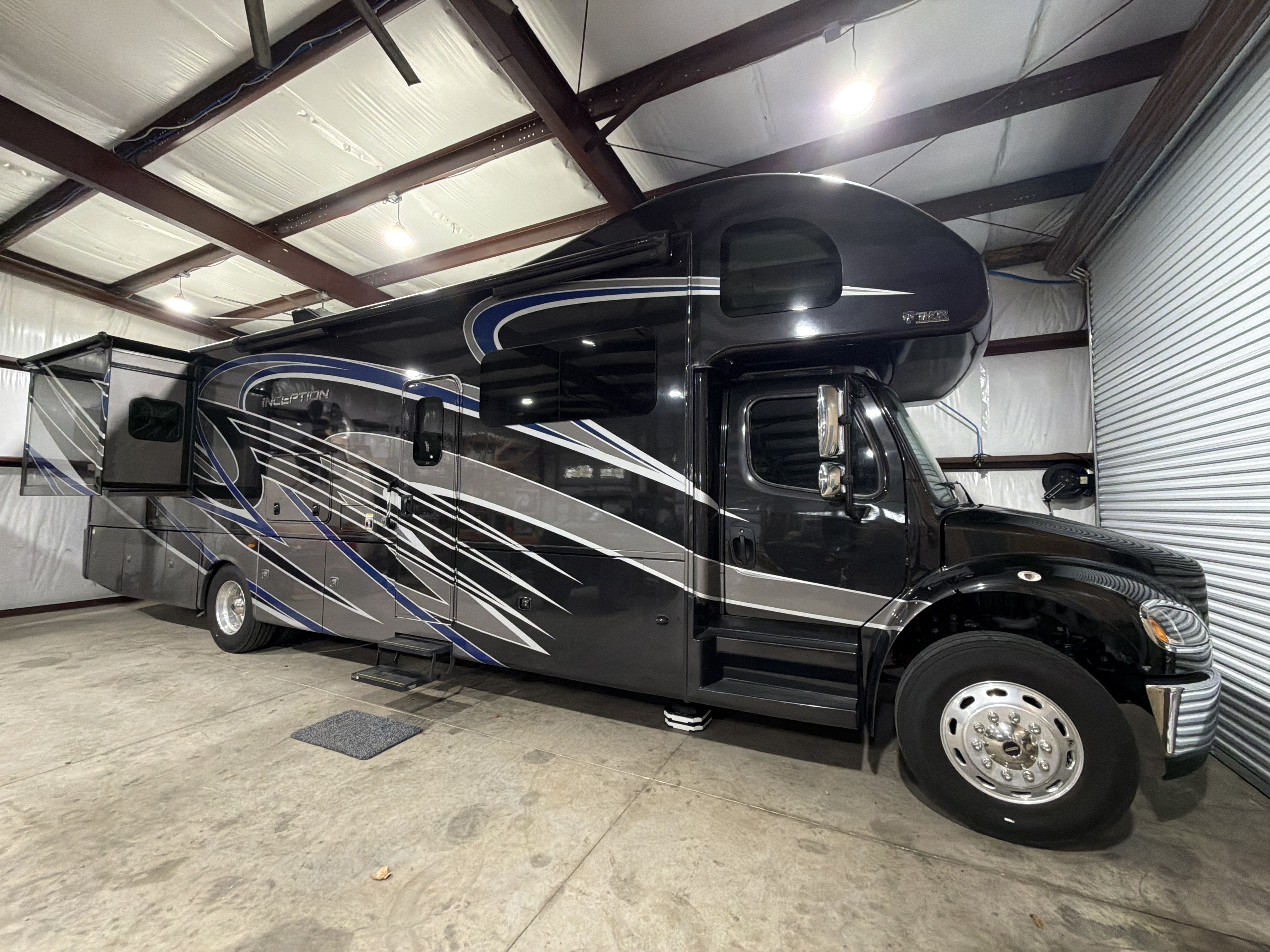 2023 Thor Motor Coach INCEPTION 38BX in willow spring NC