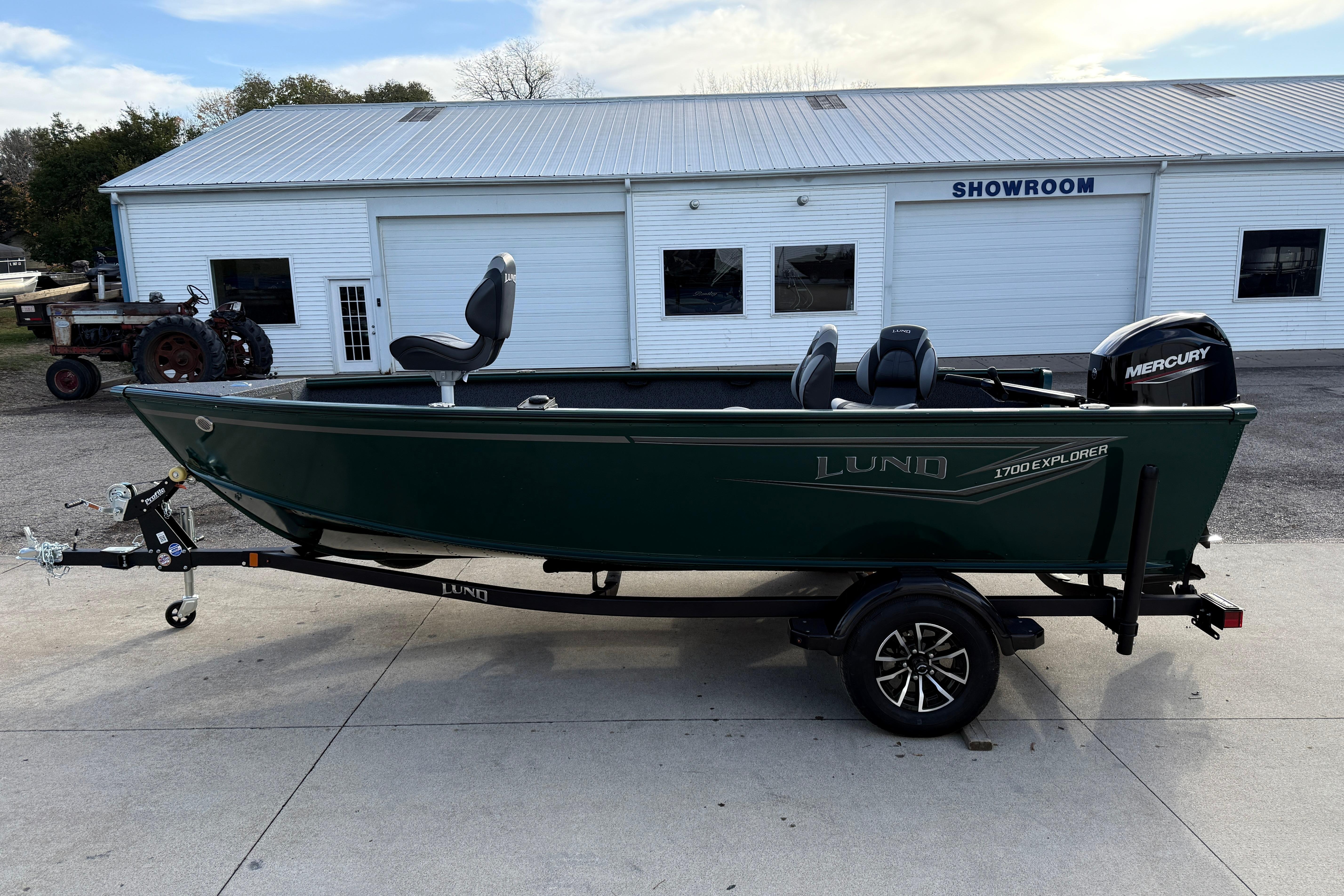 2026 Lund 1700 Explorer Tiller 2010 in hennepin IL