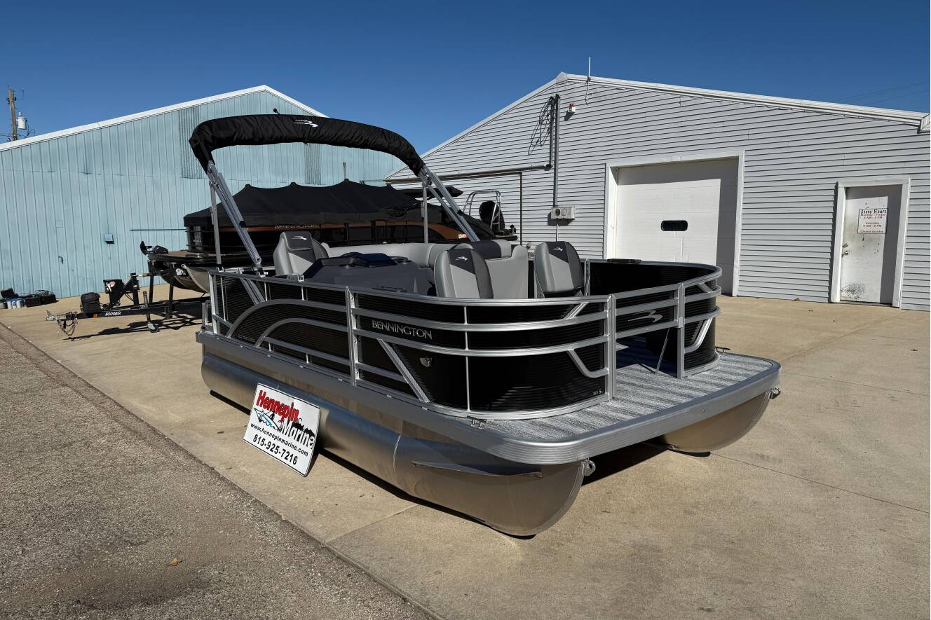 A photo of this 2026 Bennington 168 SF Electric