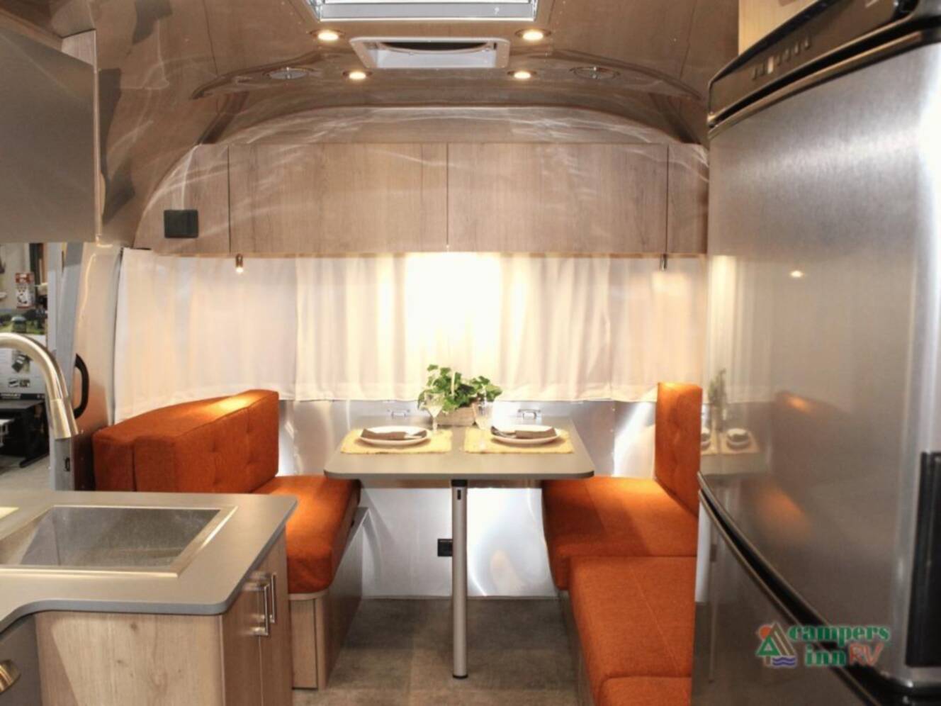 A photo of this 2026 Airstream Trade Wind 25FBQ