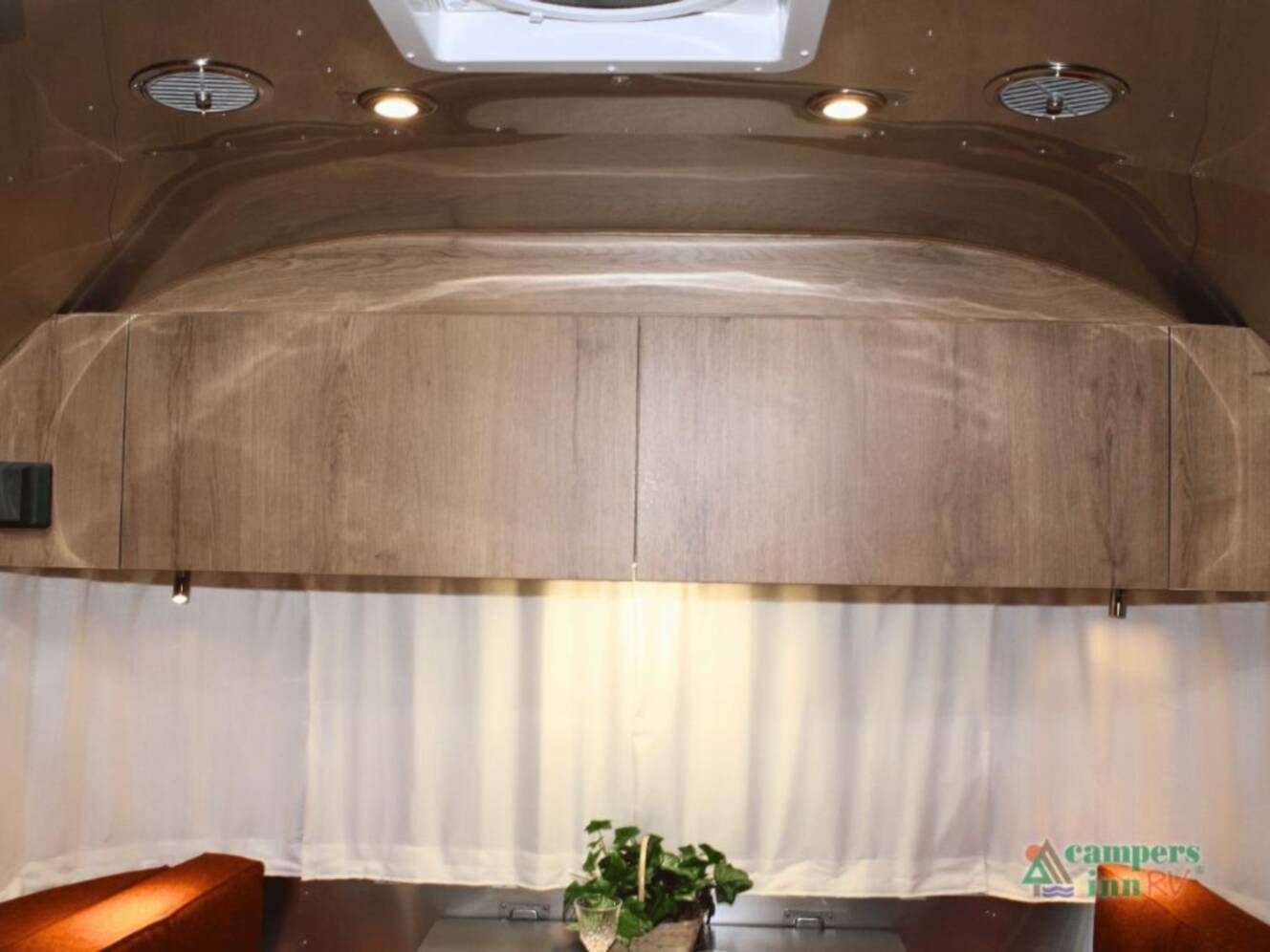 A photo of this 2026 Airstream Trade Wind 25FBQ