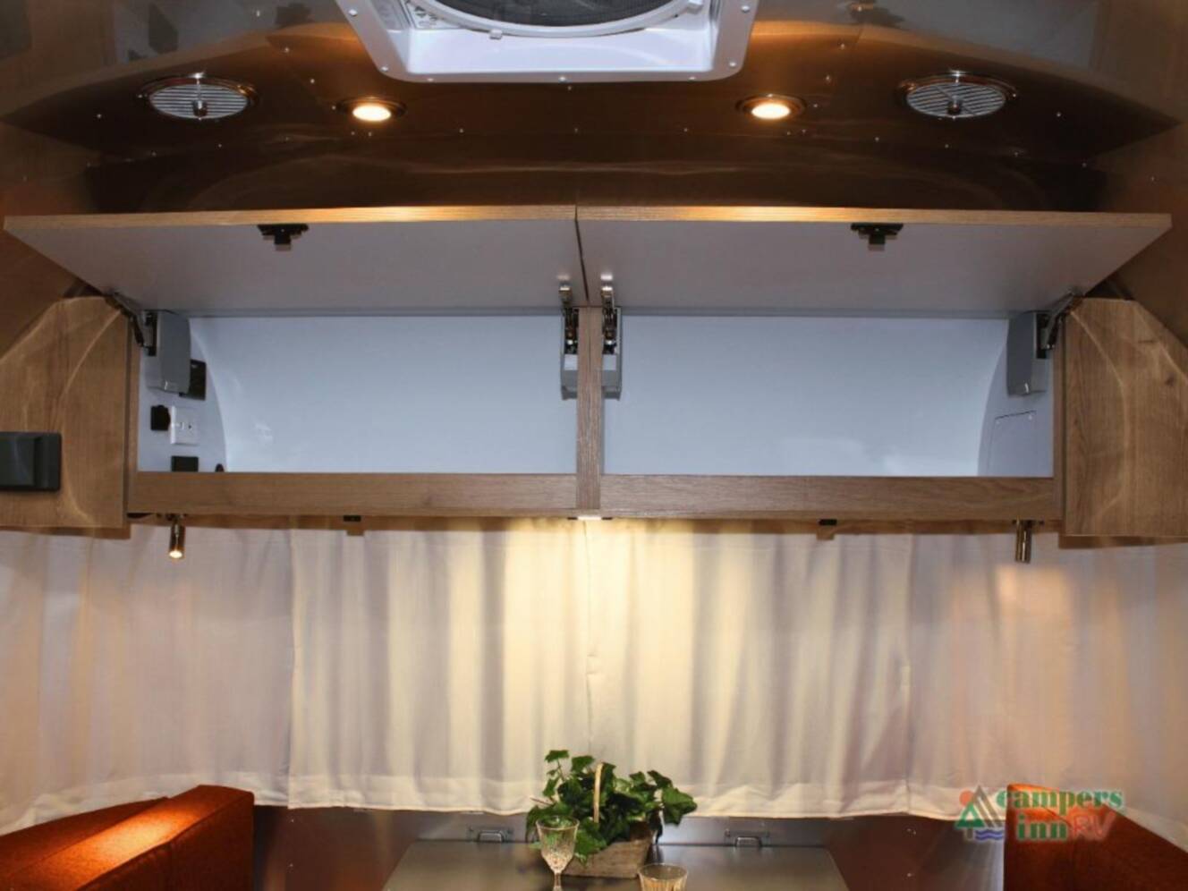 A photo of this 2026 Airstream Trade Wind 25FBQ