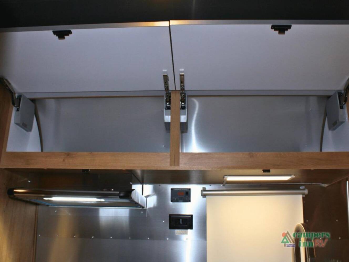 A photo of this 2026 Airstream Trade Wind 25FBQ