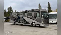 2021 Thor Venetian R40 RV