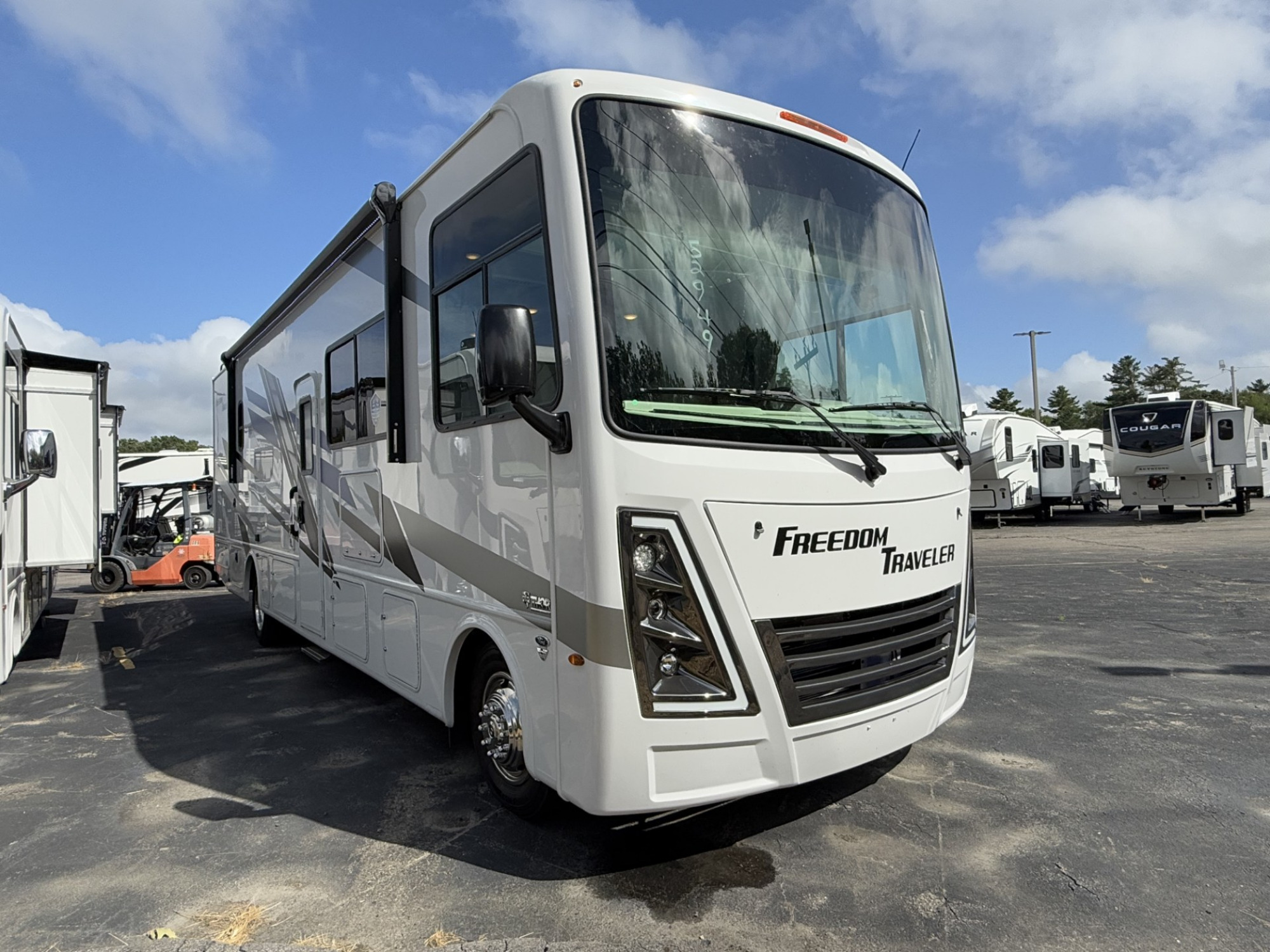 Class A RVs - Class A Motorhomes For Sale Near Plainfield, Connecticut ...