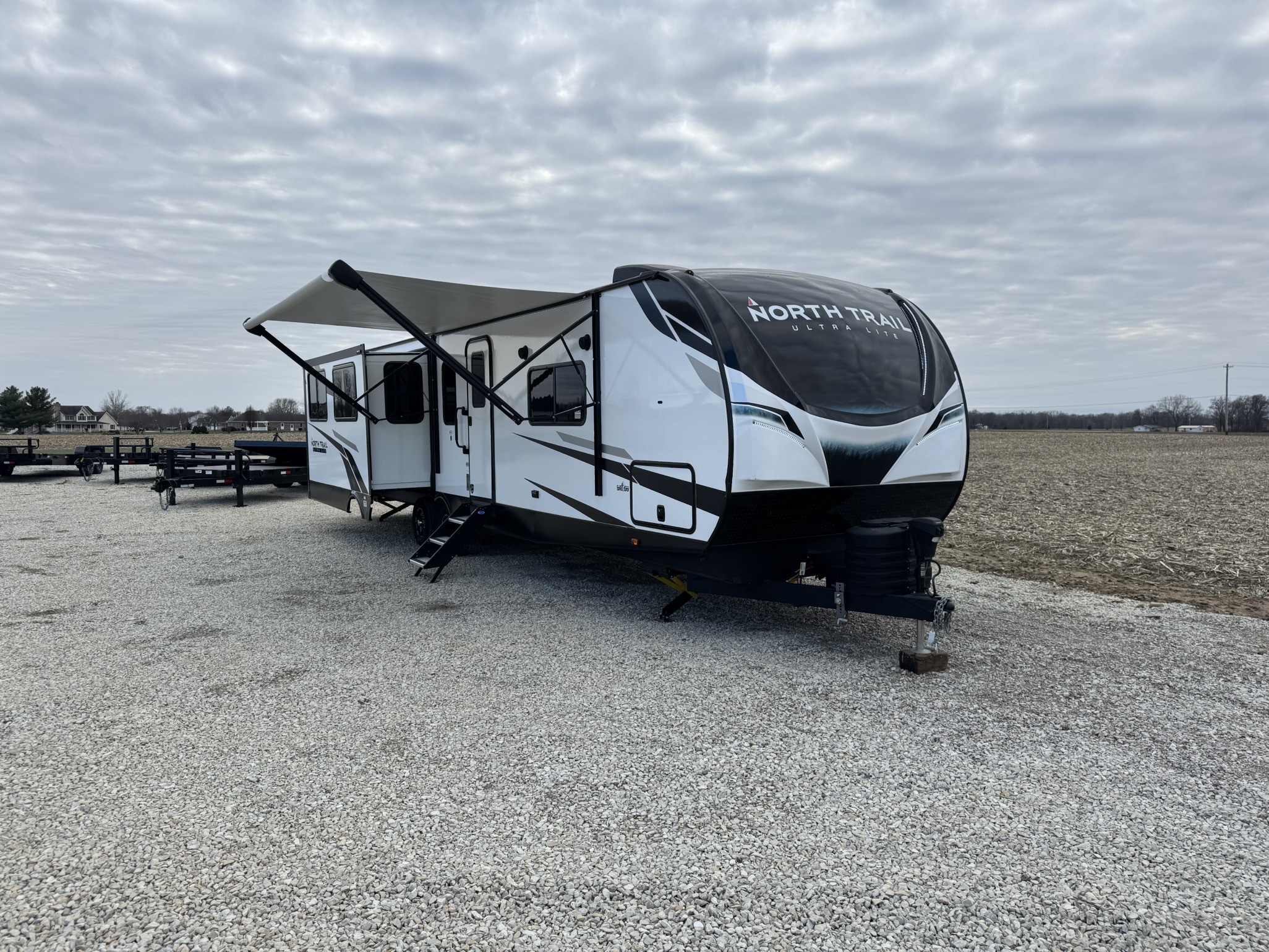 2024 Heartland NORTH TRAIL 33RETS in altamont IL